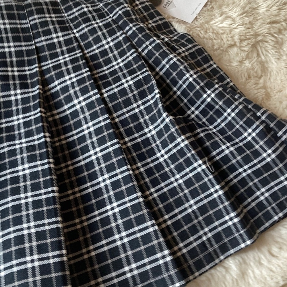 Forever 21 Plaid Black and White Women's Skirt